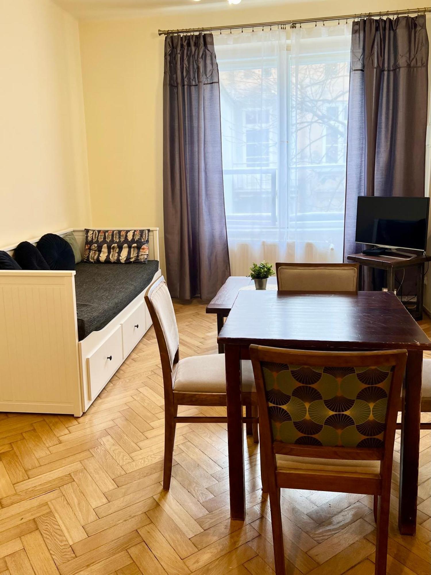 Apartamenty I Studia Herbarium Красков Екстериор снимка